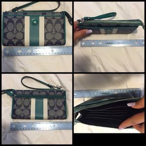 Authentic Coach wristlet, teal/navy/white