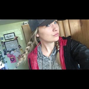 Meet your Posher, Haley