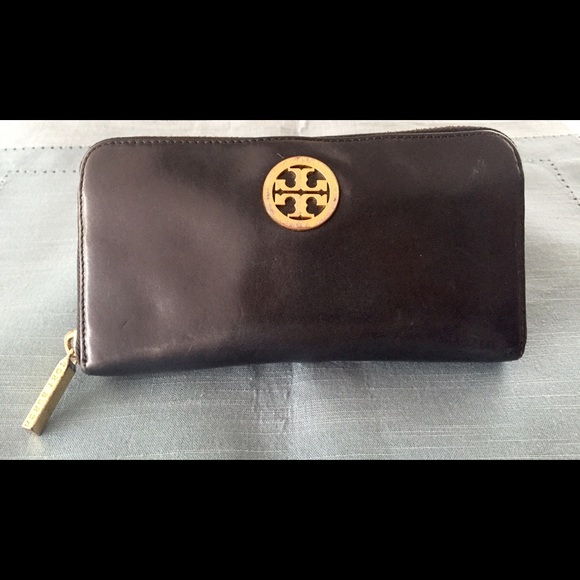 Tory Burch Black Wallet