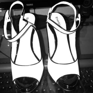 Bebe heels - Size 6
