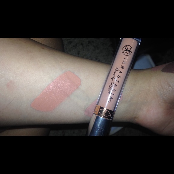 ABH Liquid Lipstick : Naked - Picture 1 of 1