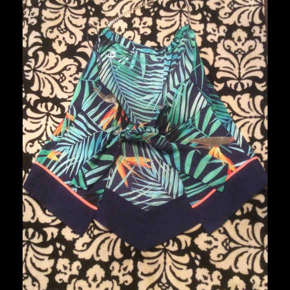 Rare! - Brand New Express Halter Top - Picture 2 of 4