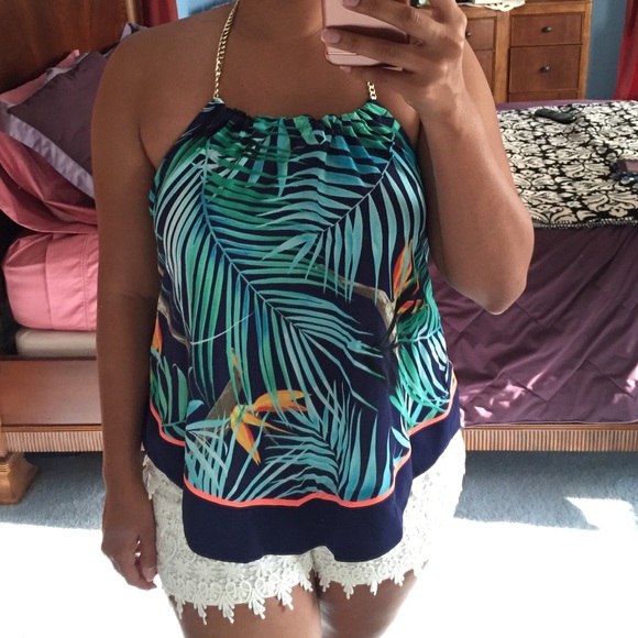 Rare! - Brand New Express Halter Top - Picture 3 of 4