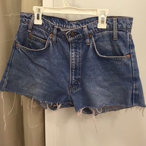 Vintage men's Levi's cut off shorts