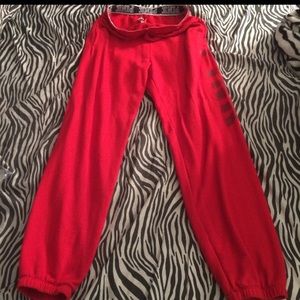 ❤️ PENDING TRADE ❤️Red VS PINK pants❤️