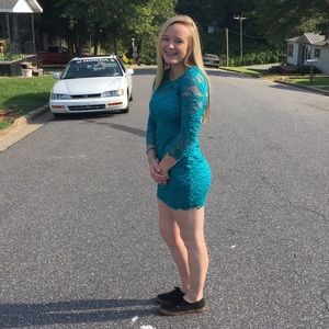 Meet your Posher, Olivia