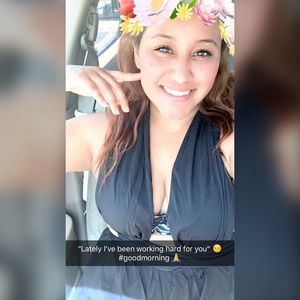 Meet your Posher, Manuela