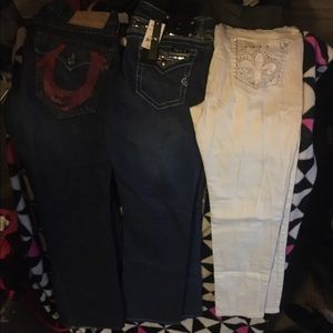 TRUE RELIGION