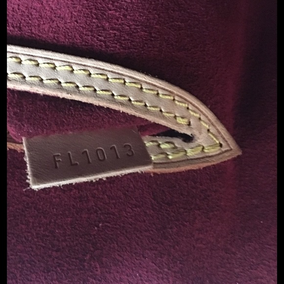 Authentic LV Alma Mulicolor - Picture 3 of 8
