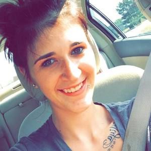 Meet your Posher, Carly