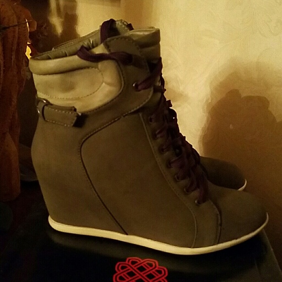 Women Wedge Sneskers