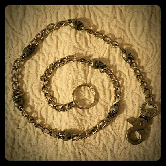 Skull wallet chain