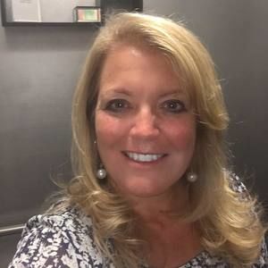 Meet your Posher, Michele