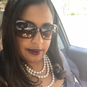 Meet your Posher, Jacquelyn