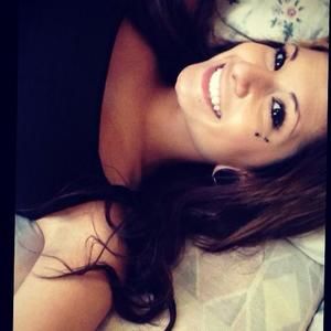 Meet your Posher, Yasmine