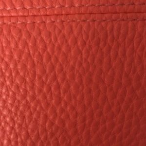 Meet your Posher, Laurie