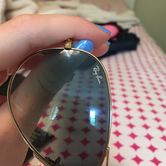 LAST DAY Blue gradient ray bands