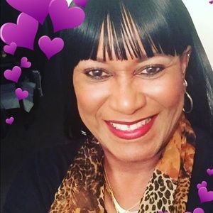 Meet your Posher, Diane