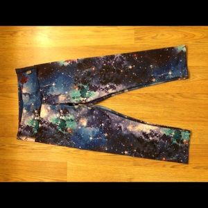 EUC KOS USA workout leggings size Small