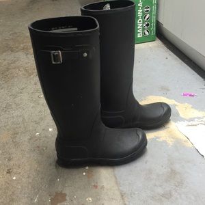 Black hunter rain boots! New!