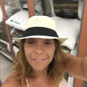 Meet your Posher, Heidi