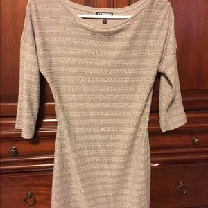 3/4 sleeve Express dress.