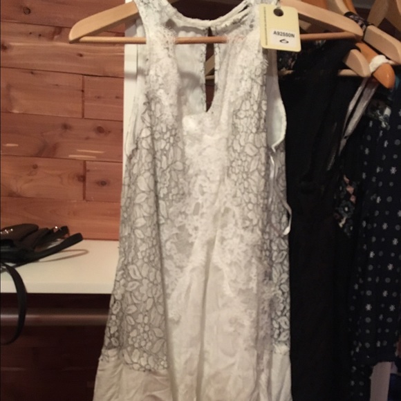 LAST DAY LF dress - Picture 2 of 4