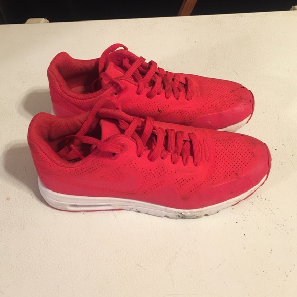 Red nike air size 7 - Picture 1 of 2
