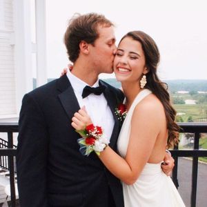 Meet your Posher, Carly