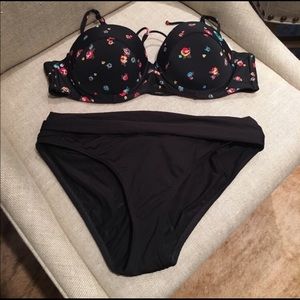 Roxy Bathingsuit bundle