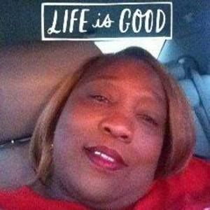 Meet your Posher, Mae