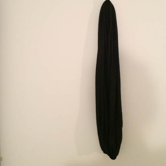 Aldo cross scarf