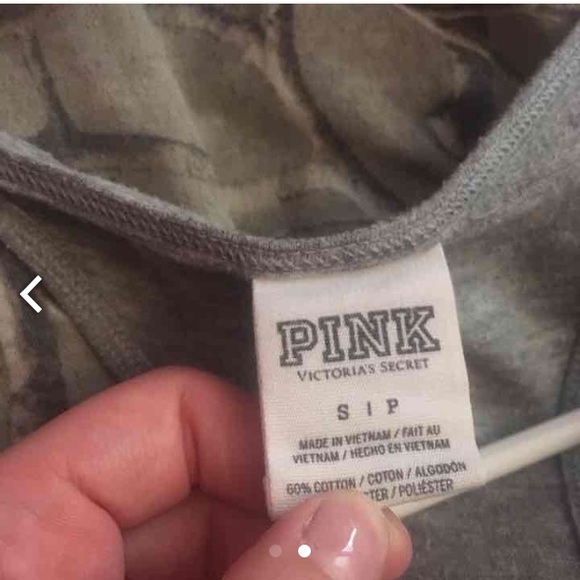 Pink V.s bundle - Picture 2 of 4