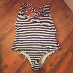 Cupshe Criss Cross Striped One-Piece