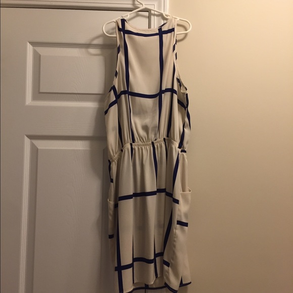 Sweet Rain cream and navy dress - Picture 3 of 3