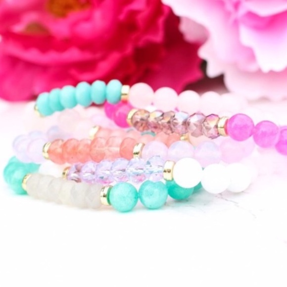 Gorgeous Stretch Bracelets - Picture 3 of 5