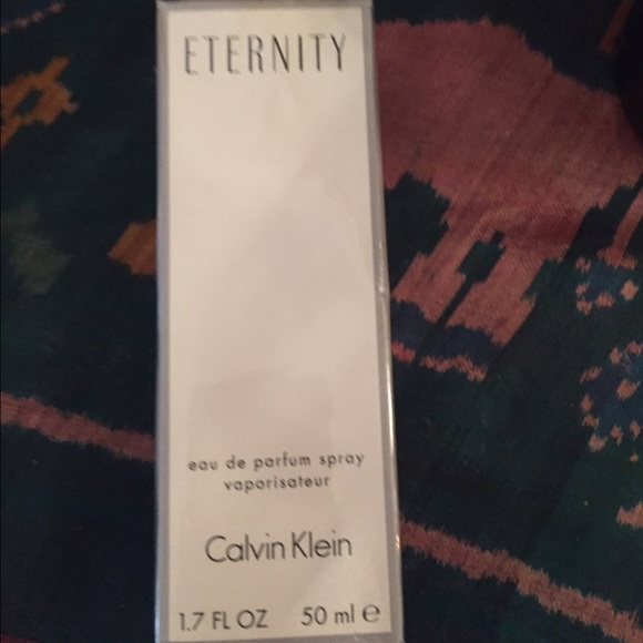 New Calvin Klein Eternity eau de parfum spray
