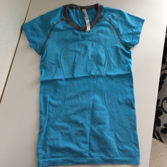 Lululemon swiftly tee