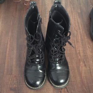 BLACK DOC MARTIN LOOK ALIKES