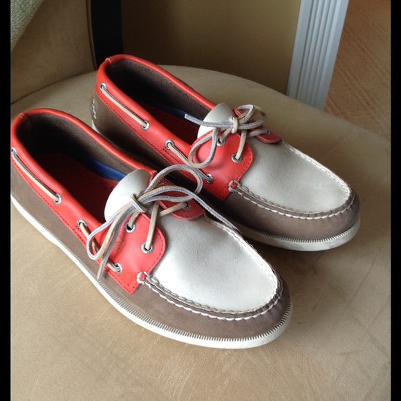 Sperry Other - NWOT SPERRY TOPSIDERS🎉😍🎉🎊😍