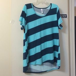 Lularoe Classic T 2xl