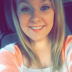 Meet your Posher, Tiffany