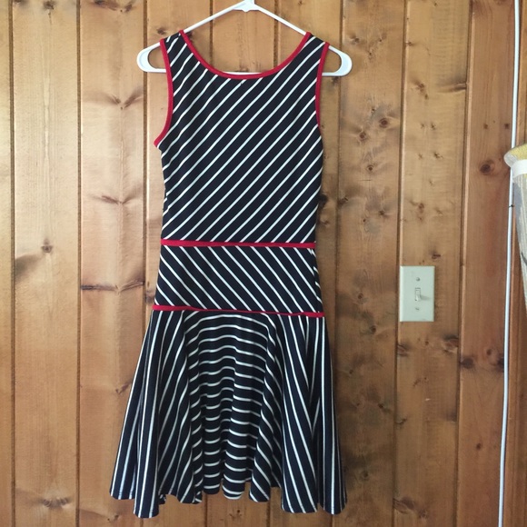 Modcloth stripped dress. Brand new - Picture 2 of 2
