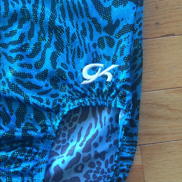 Cheetah print gymnastics leotard - Picture 2 of 3