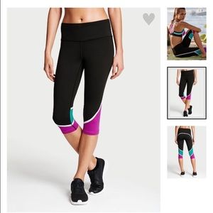Victoria Secret Knock Out Crop