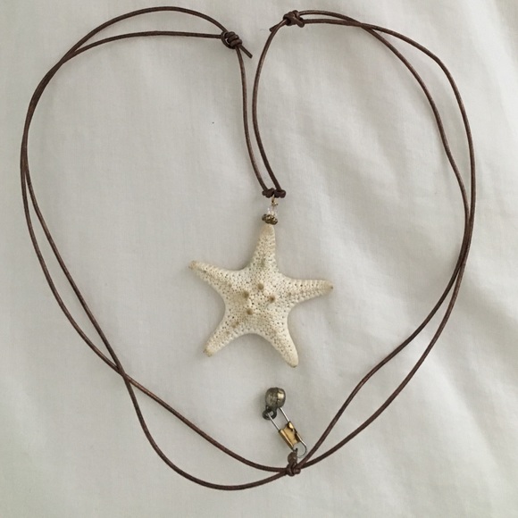 Adjustable star fish necklace