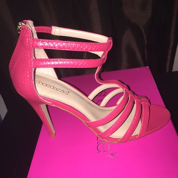 Brand new heels 7.5
