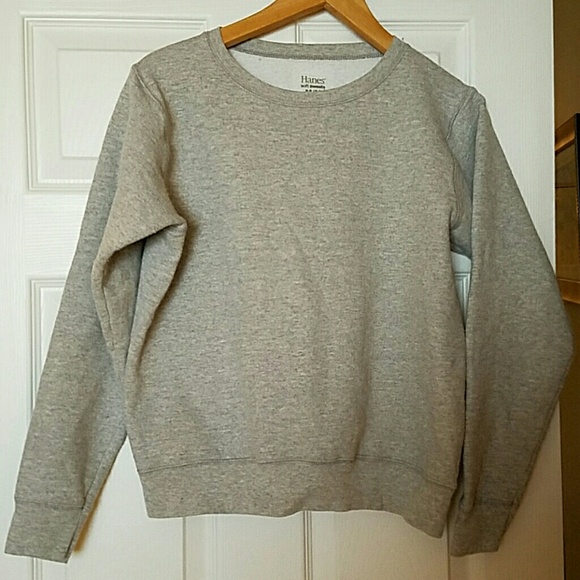HANES Heather Grey sweatshirt