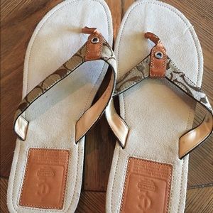 Coach slip on flip flops