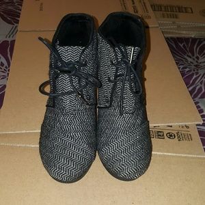 Toms booties